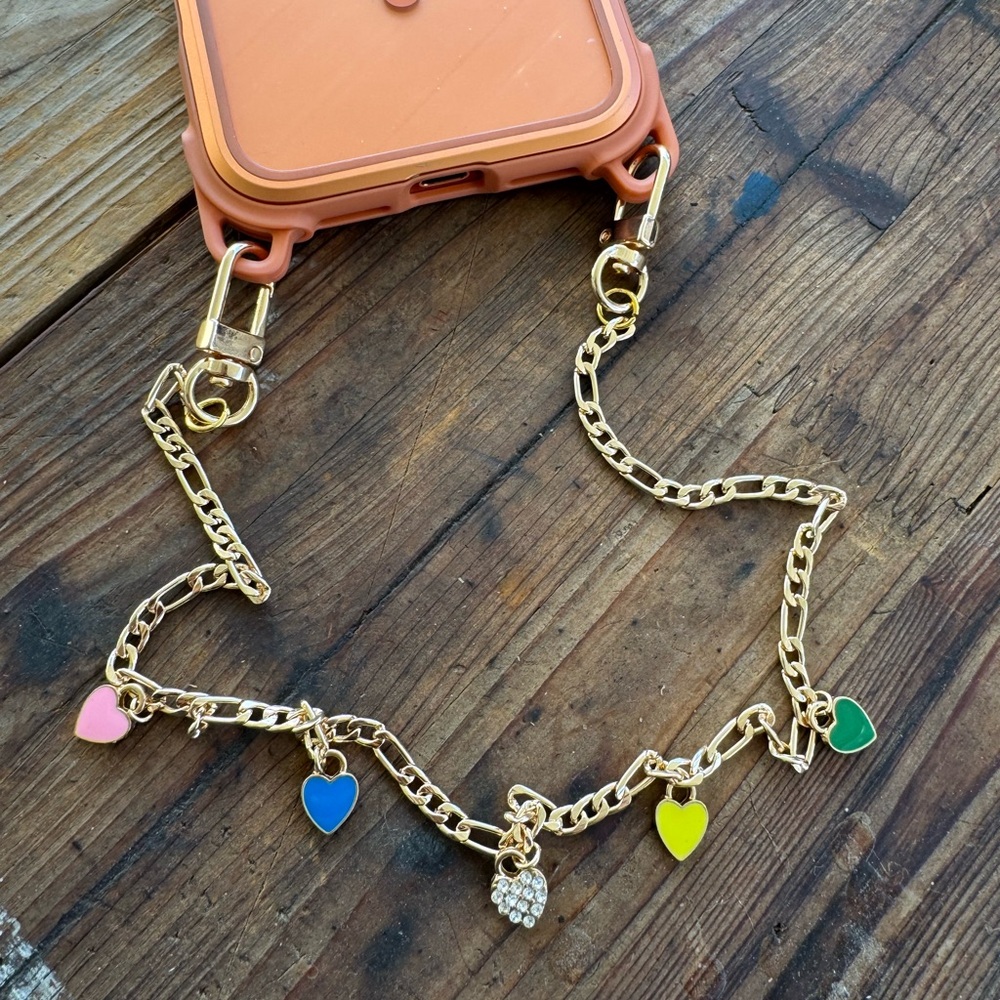 Gold tone phone  accessory with enameled colored hearts . - Picture 3 of 3